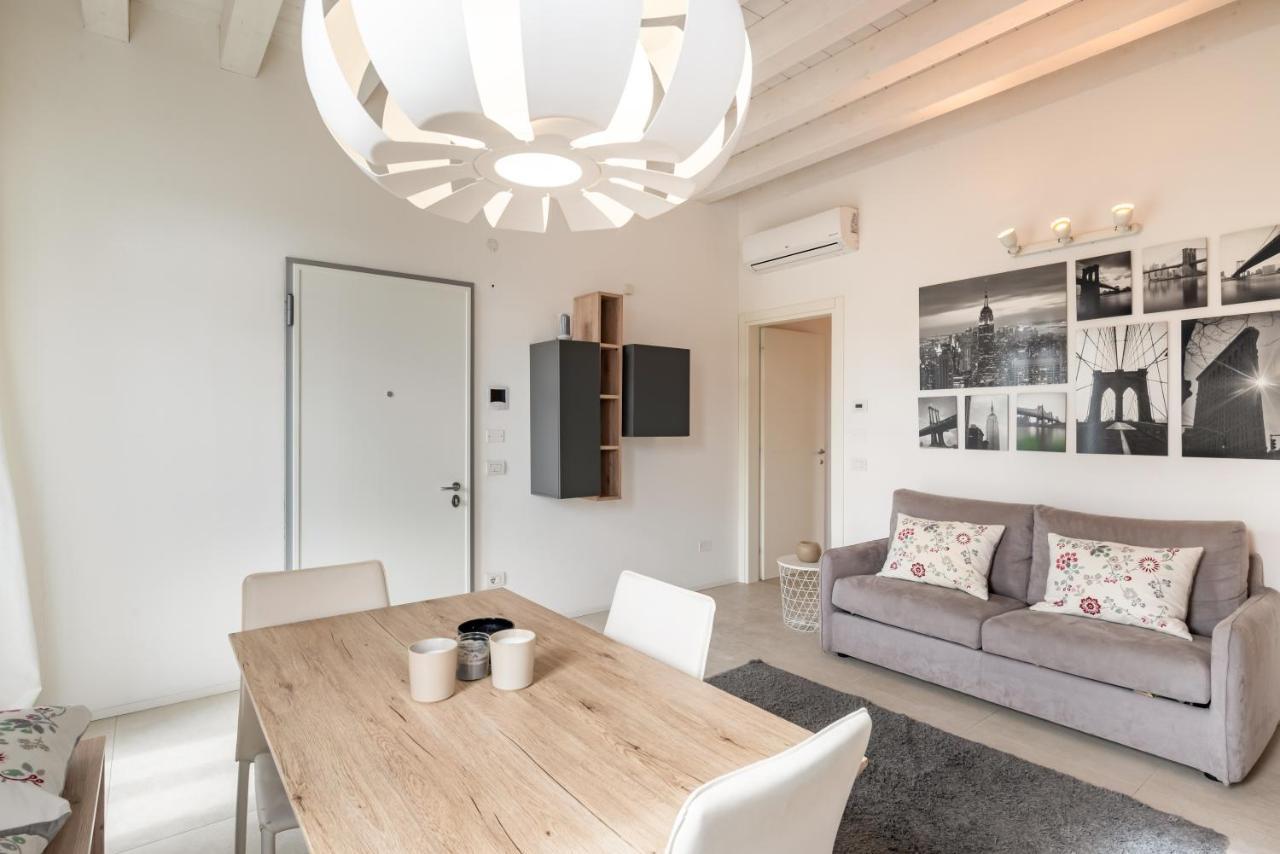 Corte Cappuccina 14 Elegant Apt Con Parcheggio! Padua Exterior foto